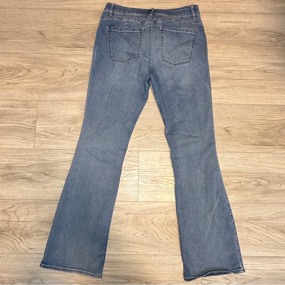 White House Black Market Slim Boot Cut Jeans - Picture 3 of 6